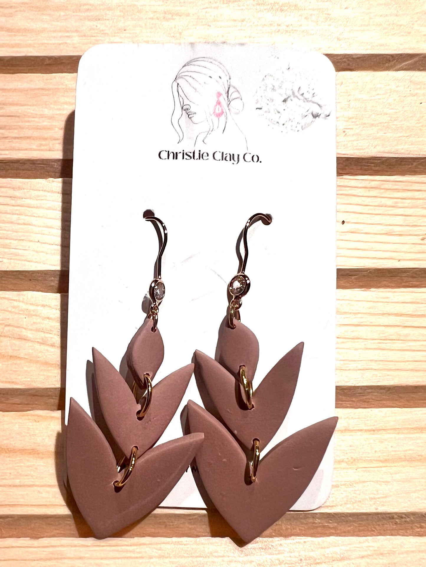 Neutral Dangle with CZ