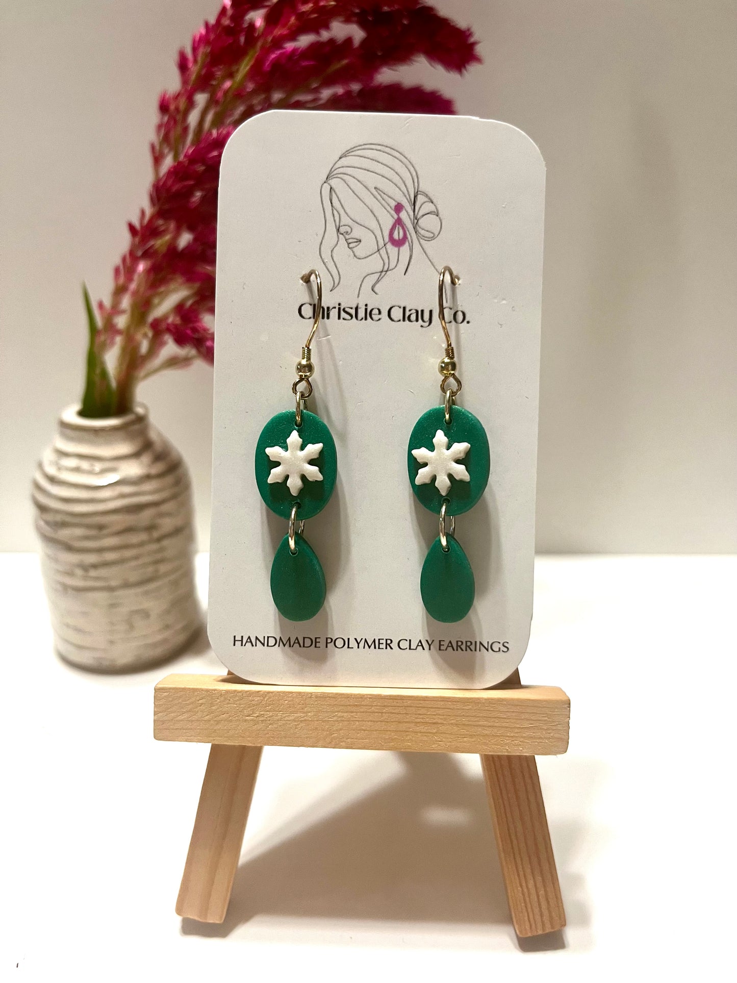 Winter-Green two tier dangle with snowflake