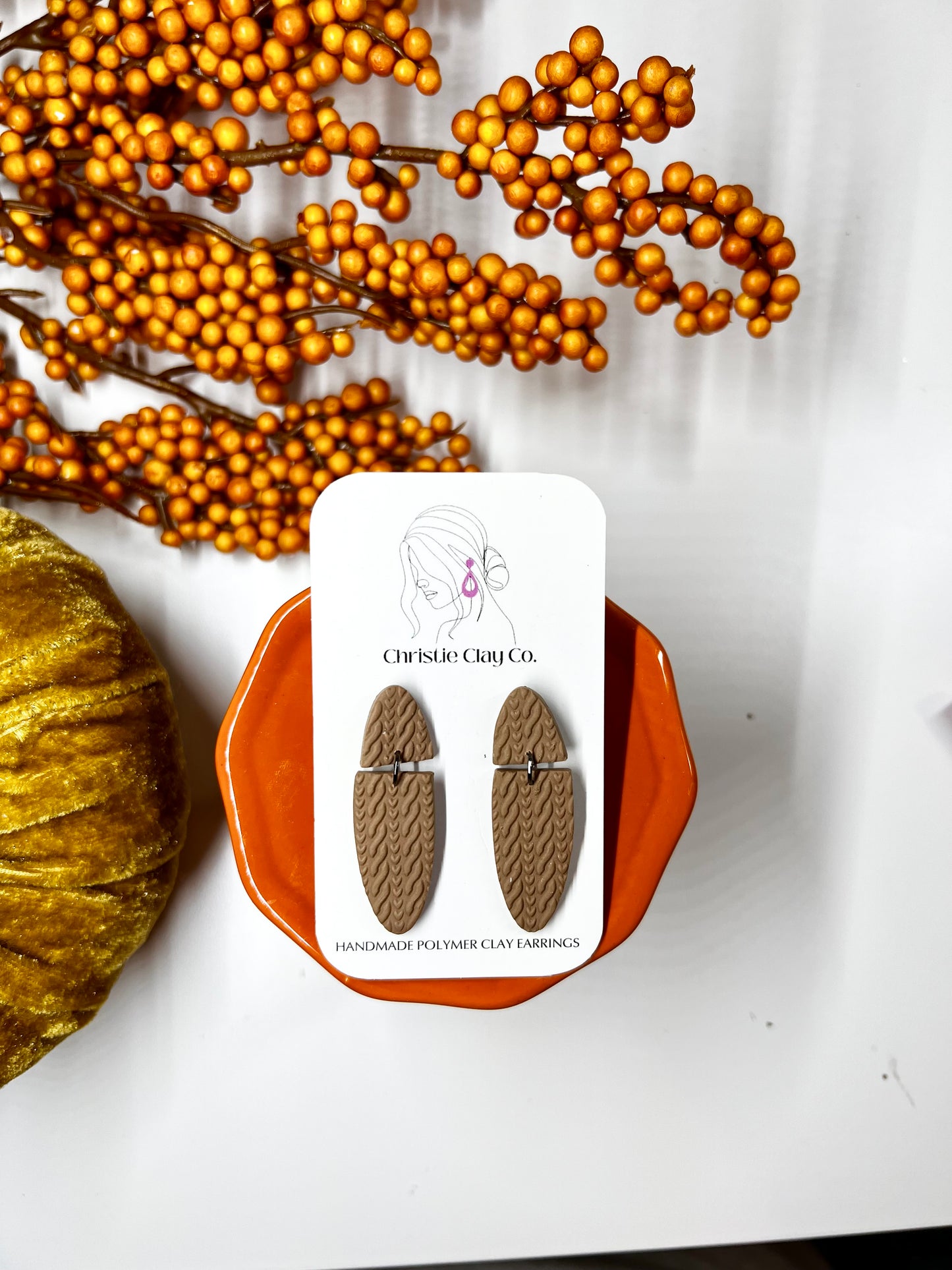 Fall - Simple Dangle with Sweater Texture