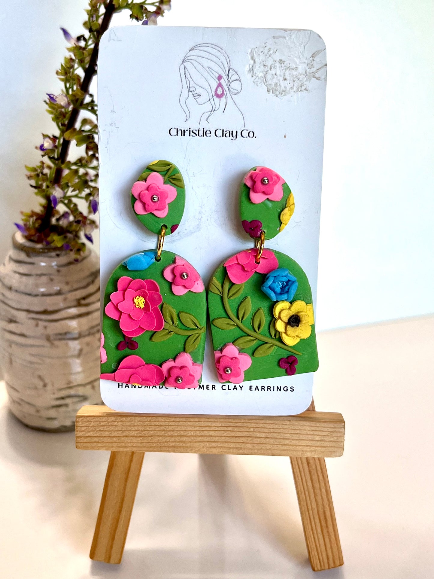 Boho dangle with floral design