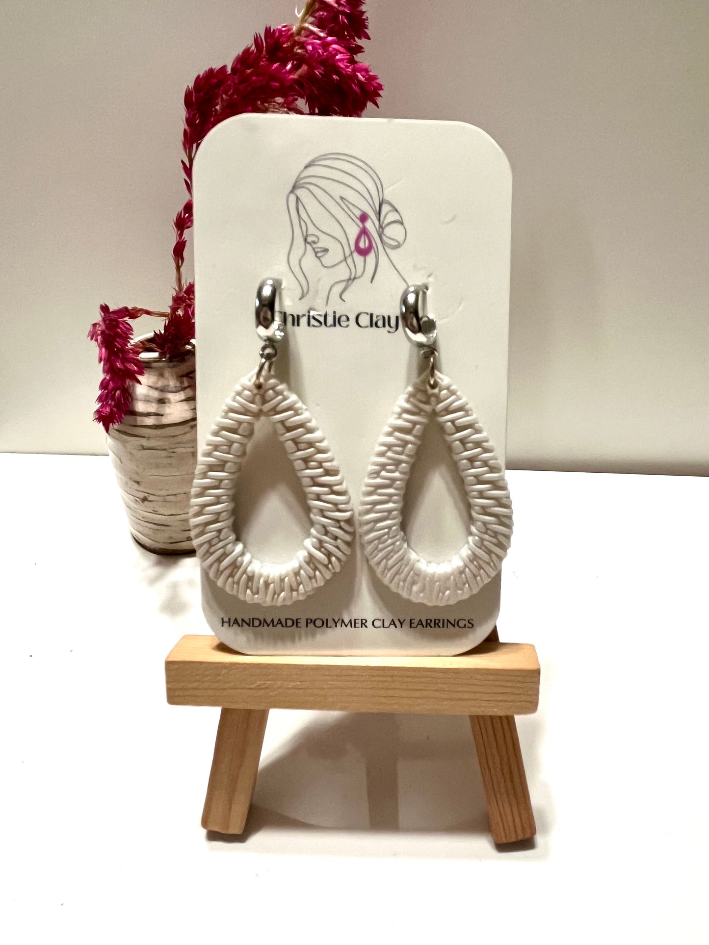 Pearl white rattan weave drops