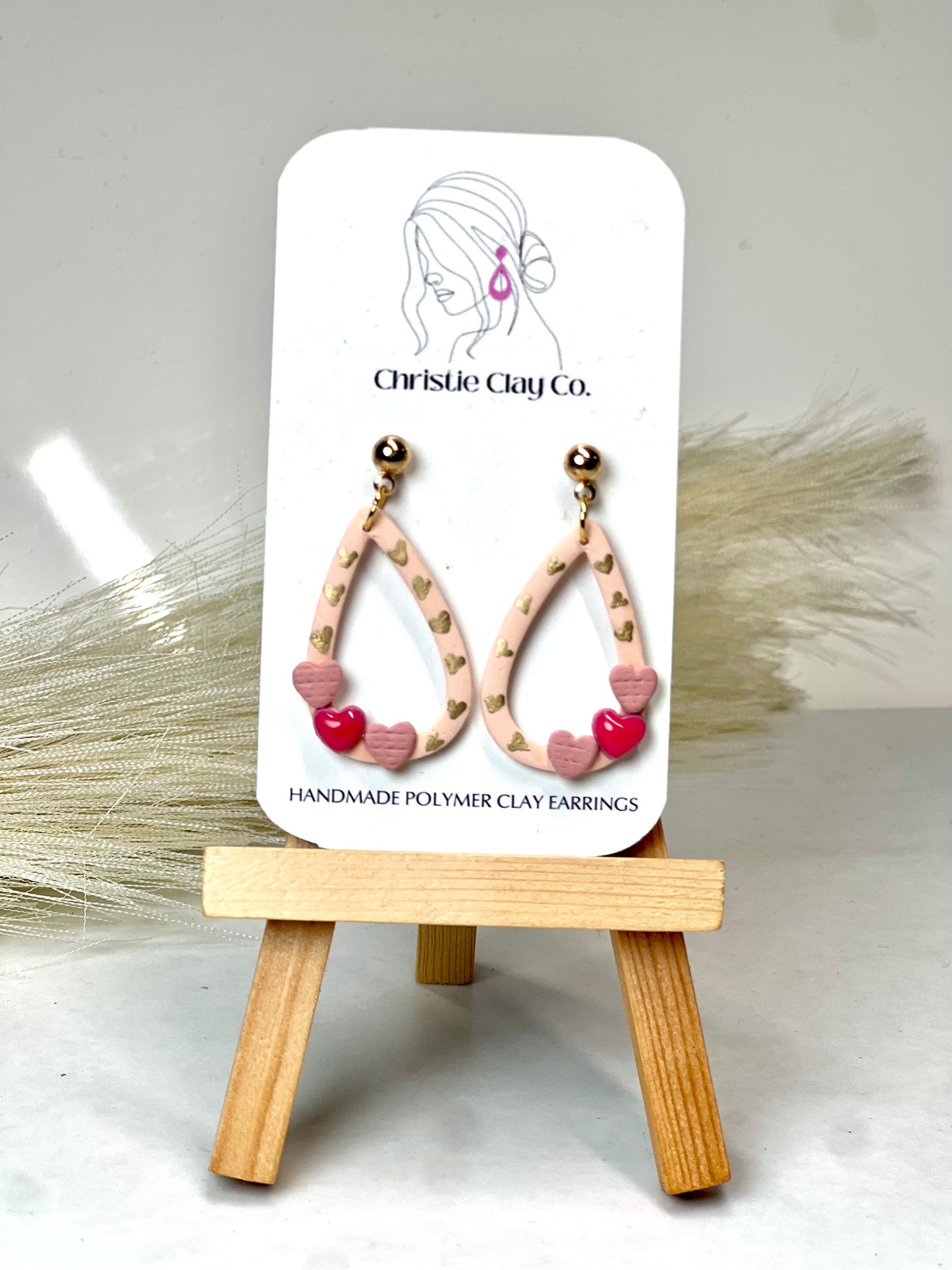 Valentines - Loop with Hearts