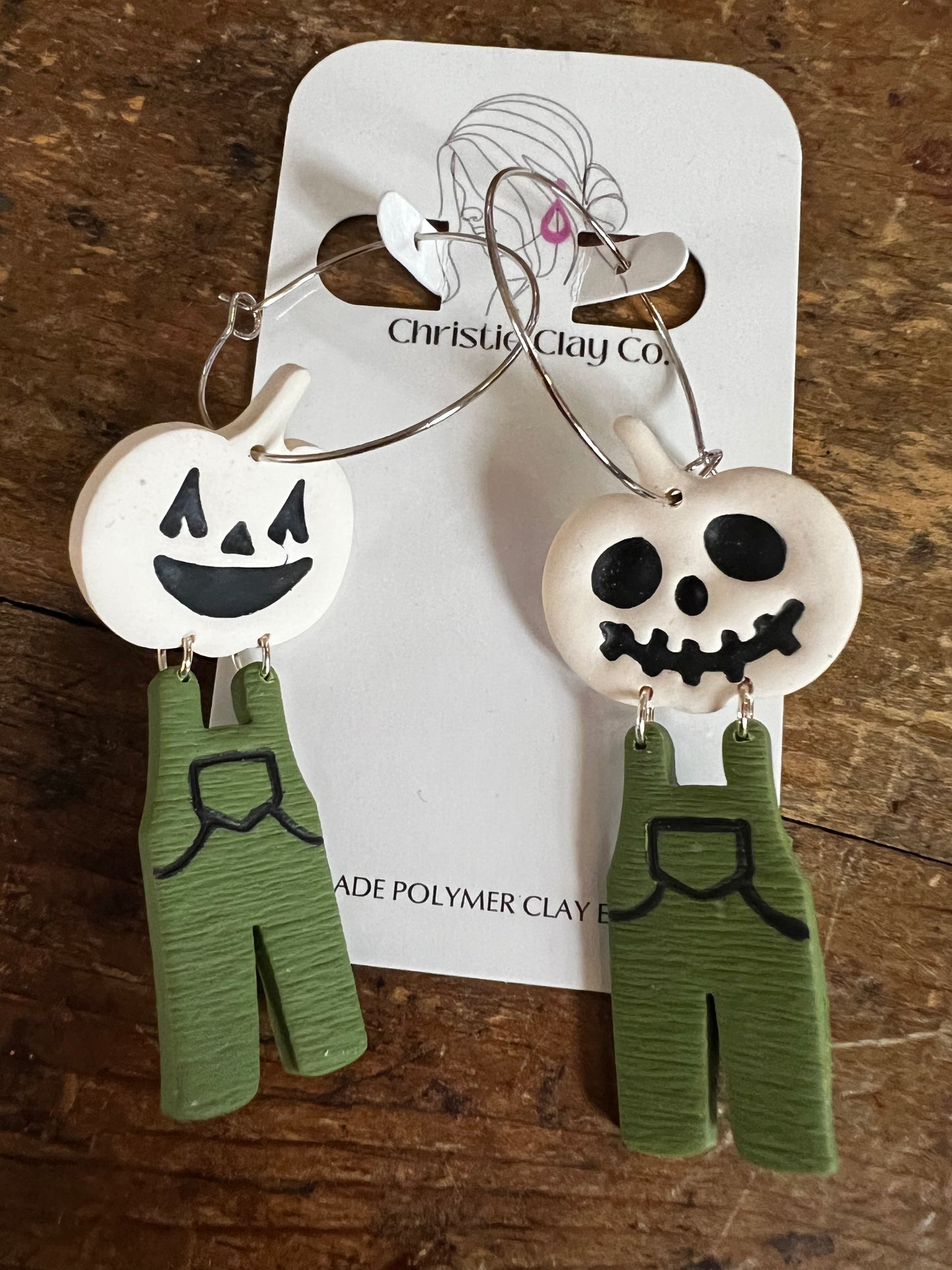 Fall - Mismatched Scarecrows