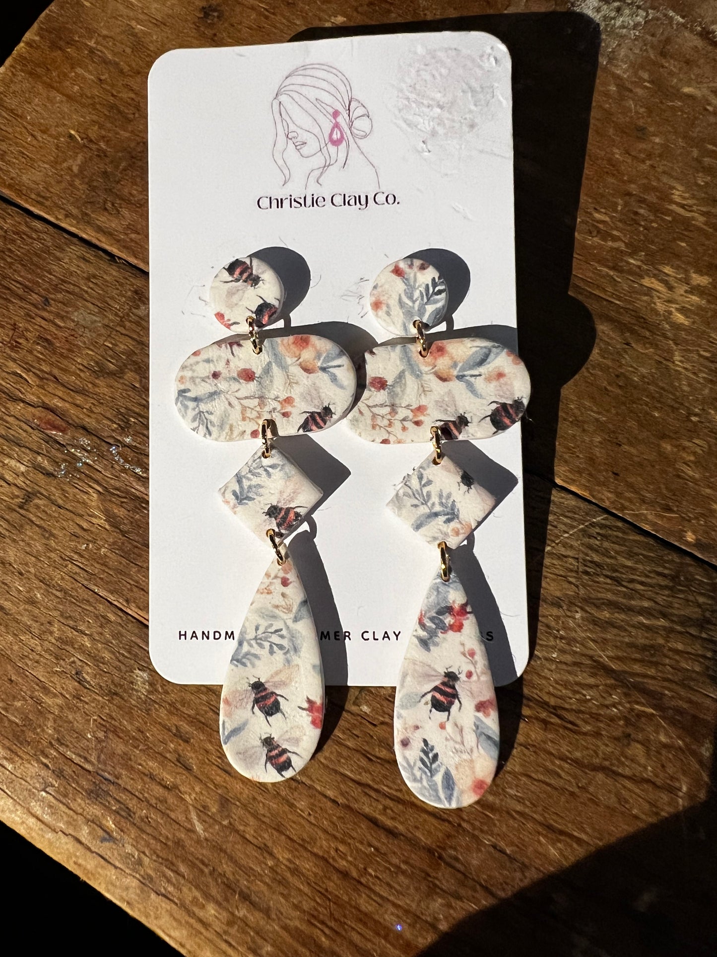 Bees - Dangle with Bee Details