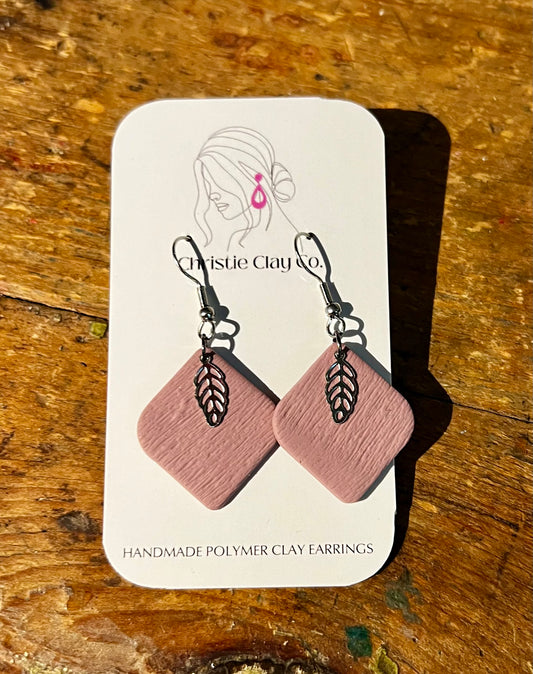 Simple Fall Dangle with Leaf