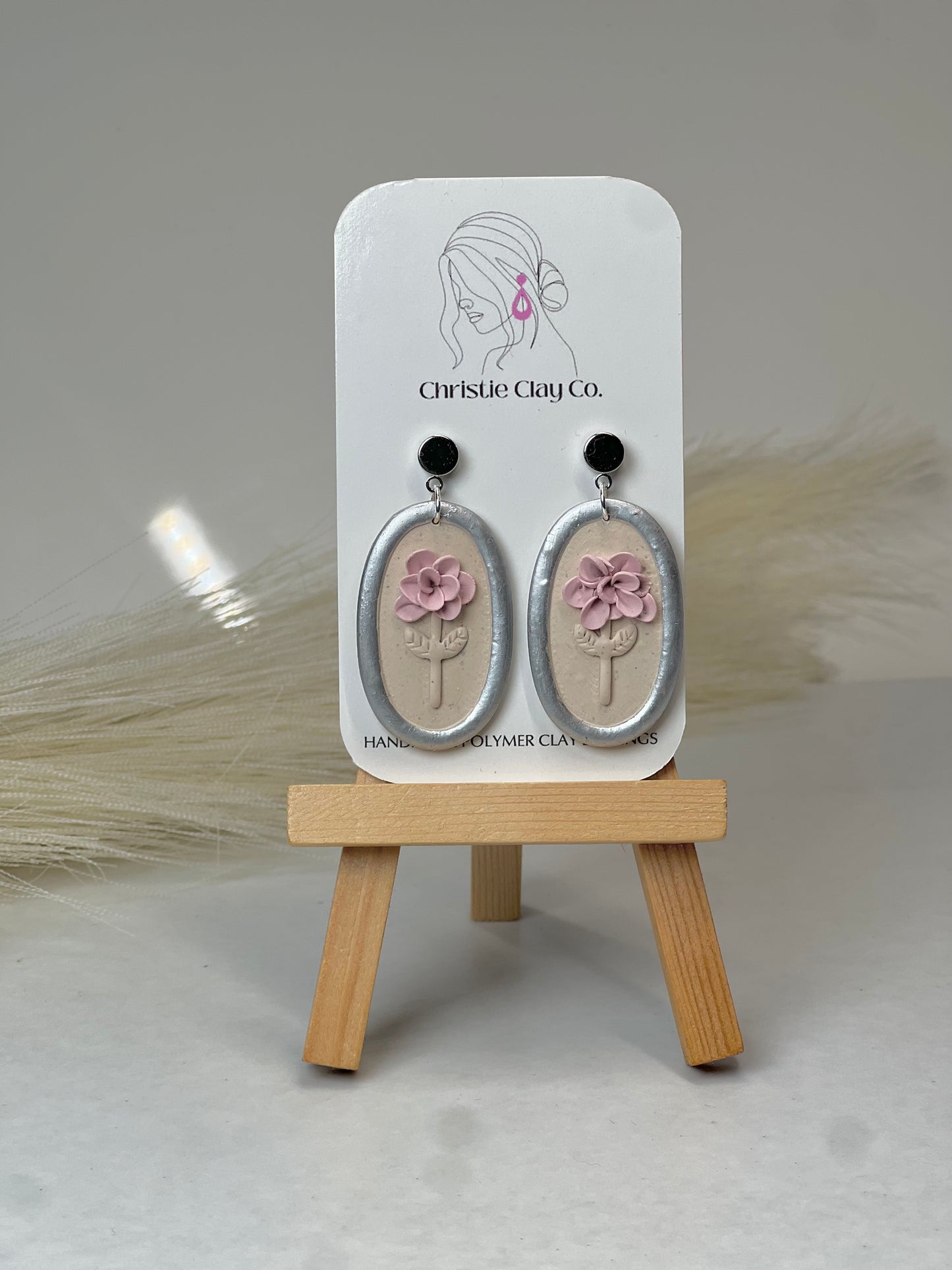 Florals - Floral Cameo