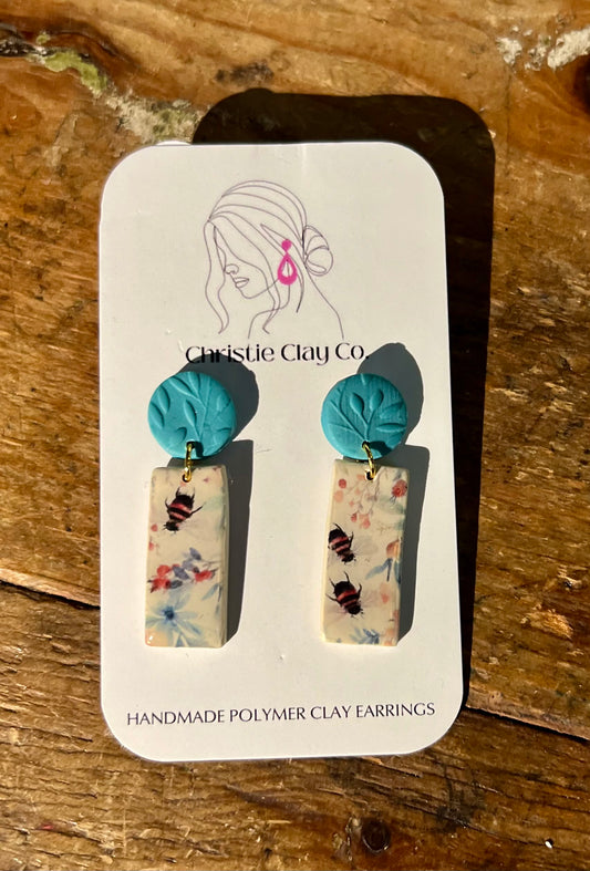 Bees - Simple Dangle with Bee Details