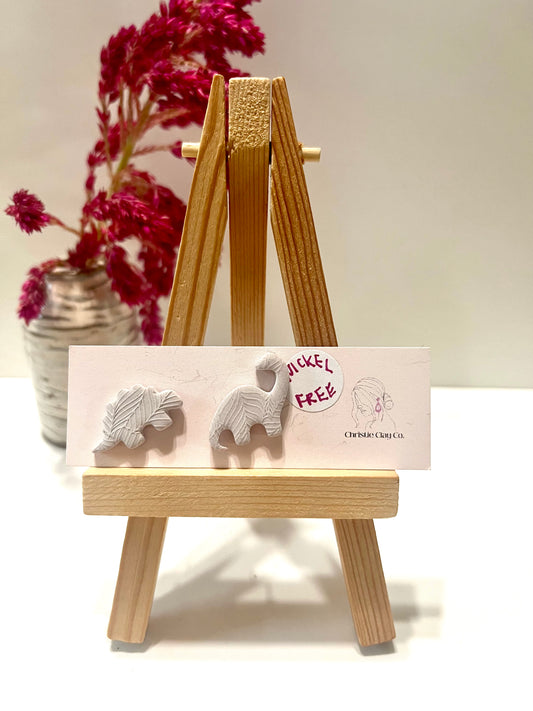 Dinos-Gray studs nickel free