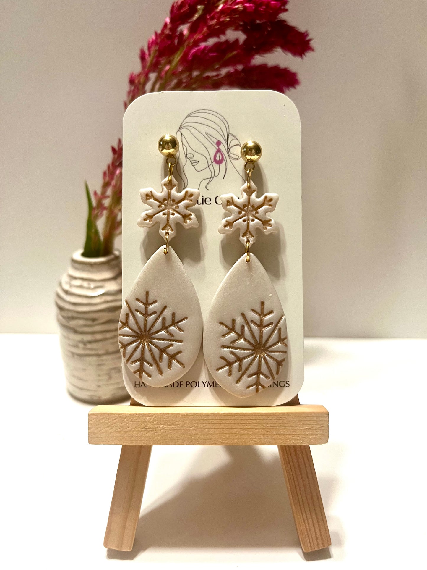 Winter-Snowflake dangle with gold snowflake imprint