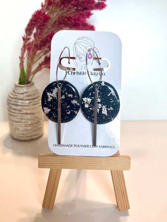 New Year’s Eve-Silver foil circles with silver bar accent