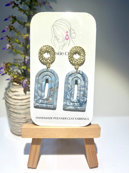 Blue Marble with gold finding