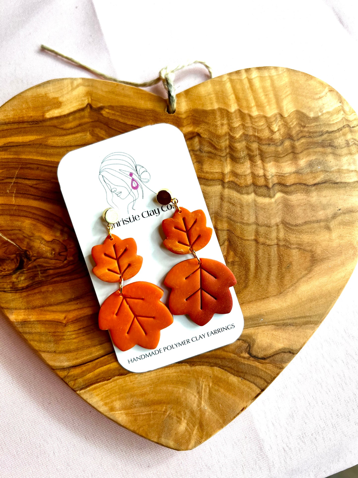 Fall - Gradient Maple Leaf Dangle Drop