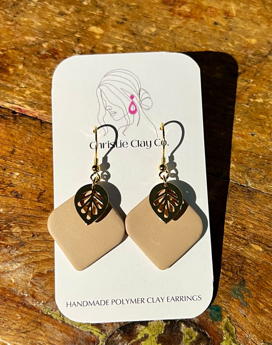 Simple Fall Dangle with Leaf