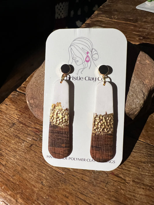 Faux Wood - Gold Accents