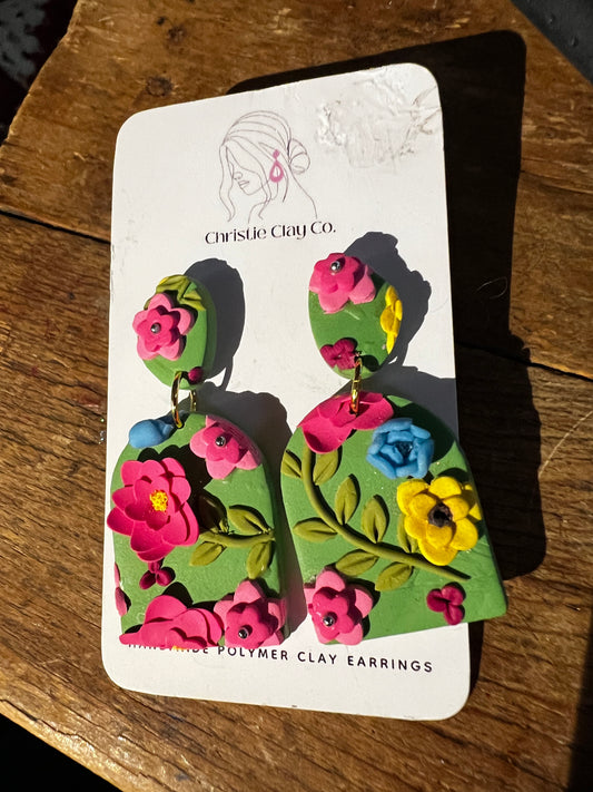 Florals.  Floral Slab Organic Arch