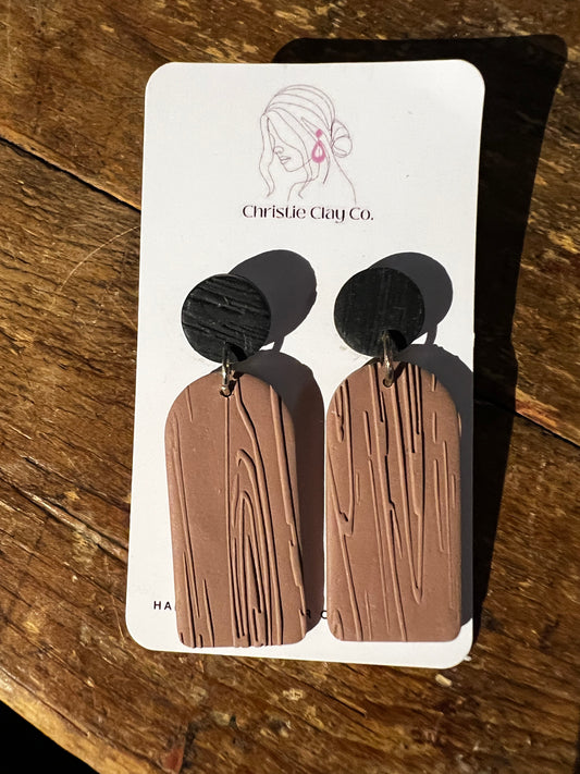 Neutral Arch with Wood Grain