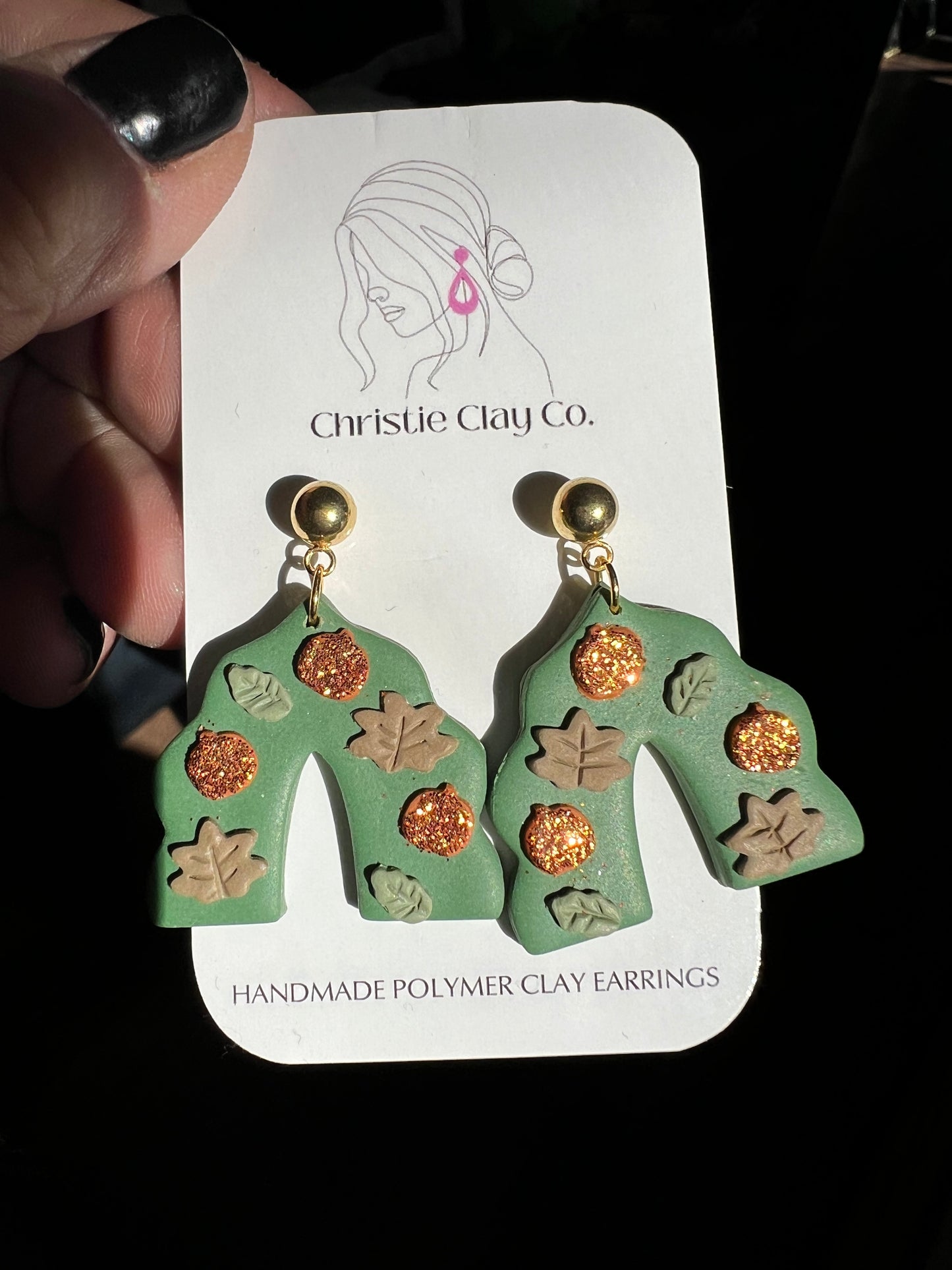 Fall - Wavy Arch with Fall Leaves and Sparkle Pumpkins