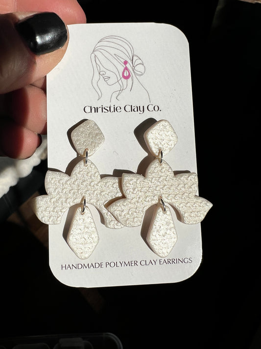 Winter - Pearl Organic Dangle