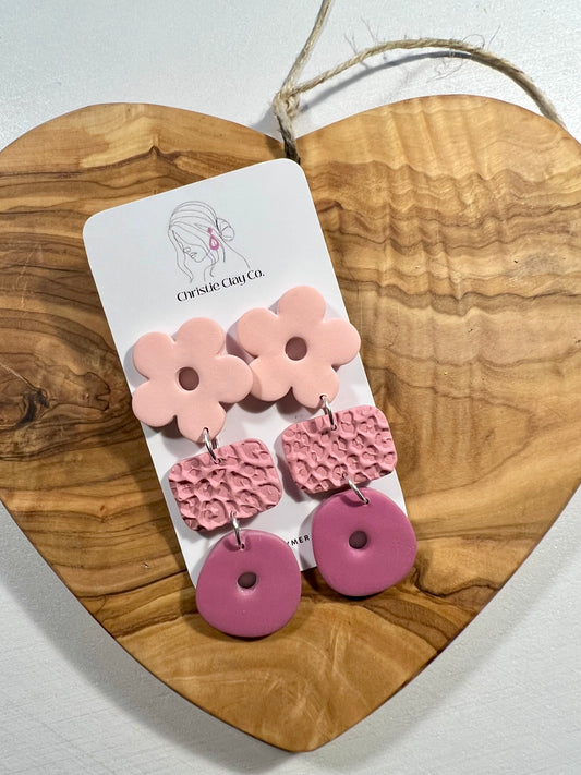 Spring. Beauty in 3’s